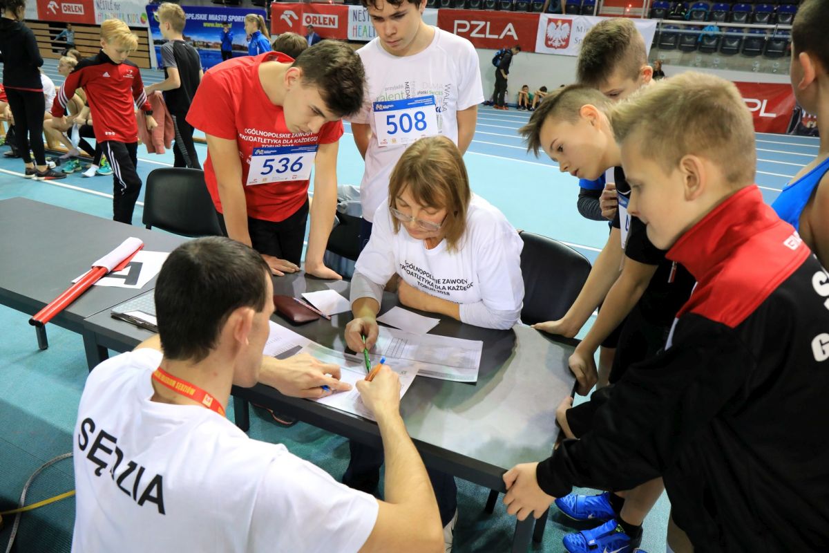Halowe zawody LDK! Toruń 2018 obrazek 18